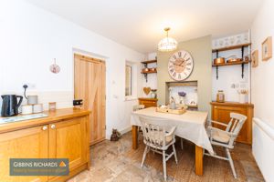 Kitchen/Diner- click for photo gallery